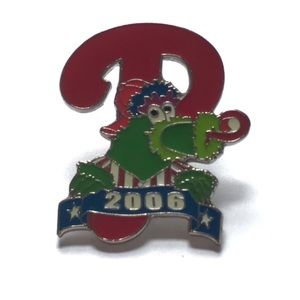 Phillies Pin